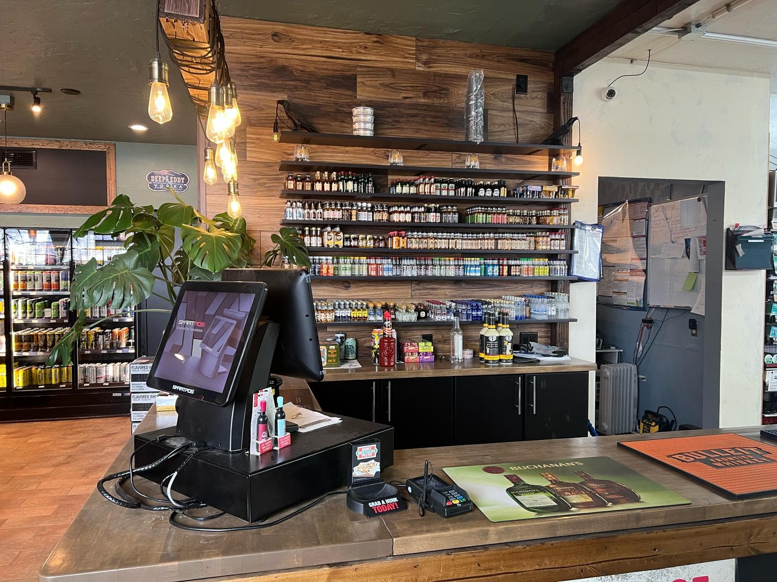 Photo Gallery Image of Hi Market